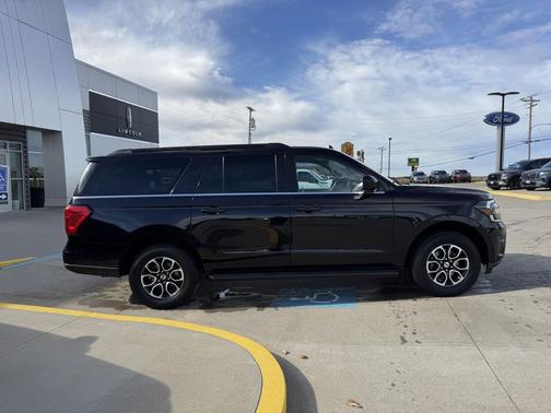 2024 Ford Expedition Max XLT