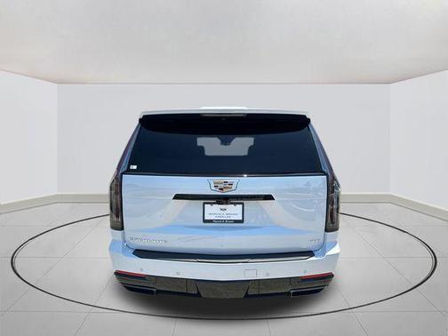 Vibrant White Tricoat 2026 Cadillac Escalade Sport