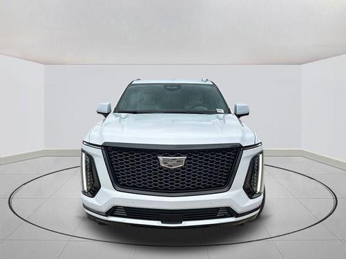 Vibrant White Tricoat 2026 Cadillac Escalade Sport Platinum