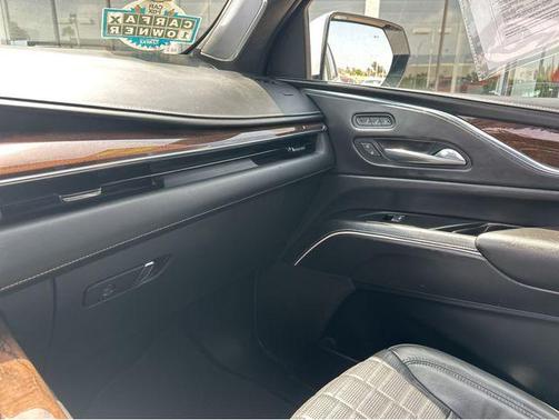 Crystal White Tricoat 2021 Cadillac Escalade ESV Premium Luxury Platinum