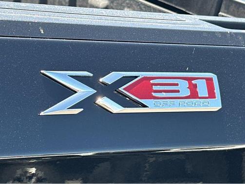 Onyx Black 2026 GMC Sierra 1500 SLT