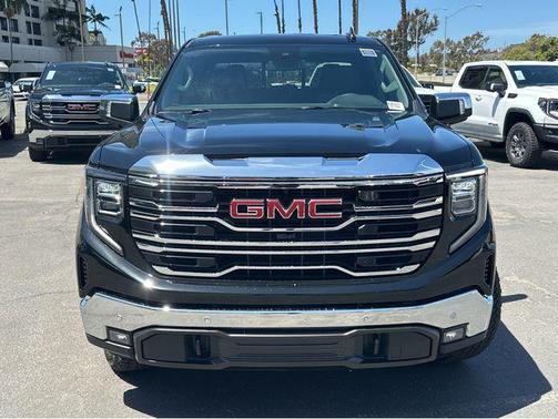 Onyx Black 2026 GMC Sierra 1500 SLT