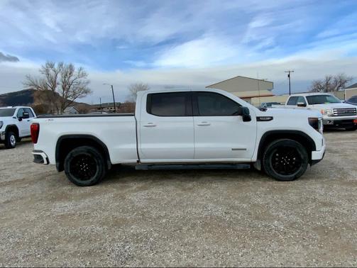 2023 GMC Sierra 1500 Elevation