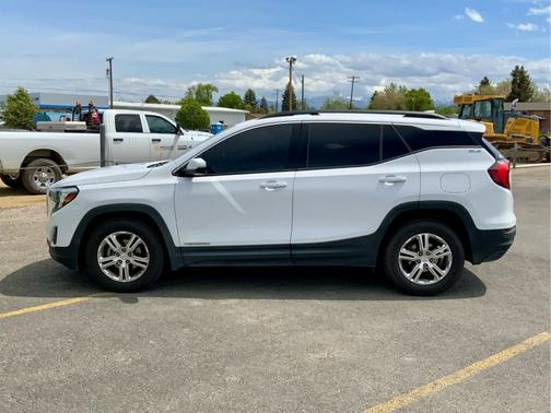 Summit White 2019 GMC Terrain SLE