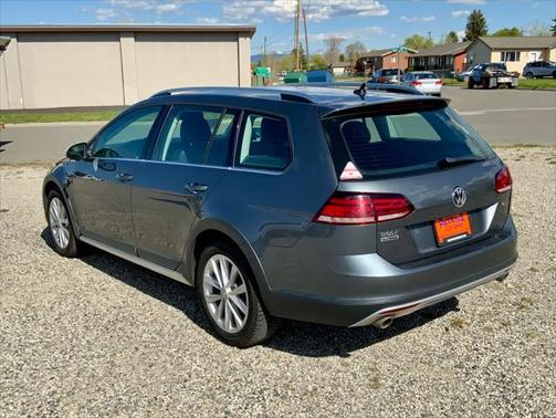 2019 Volkswagen Golf Alltrack TSI S