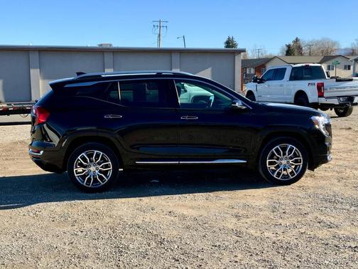 2022 GMC Terrain Denali