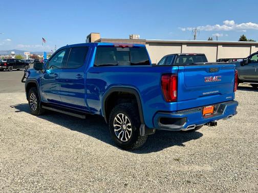 2023 GMC Sierra 1500 AT4