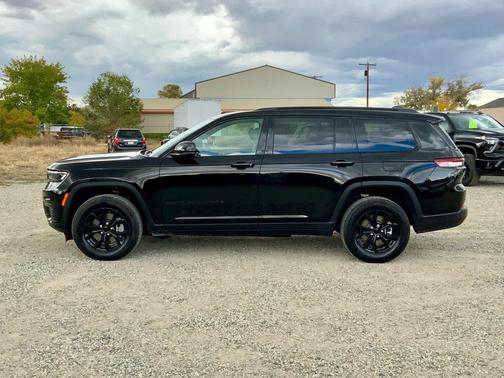 2024 Jeep Grand Cherokee L Altitude