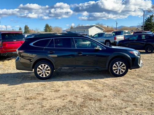 2023 Subaru Outback Premium