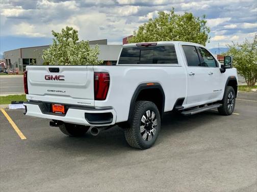 2025 GMC Sierra 3500 Denali
