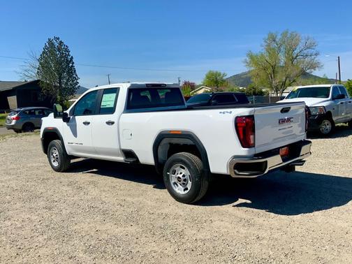 Summit White 2026 GMC Sierra 2500 Pro