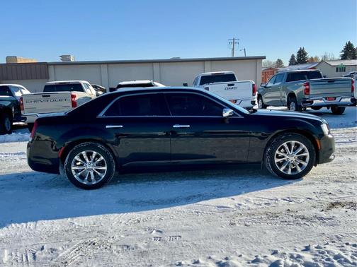 2019 Chrysler 300 Limited