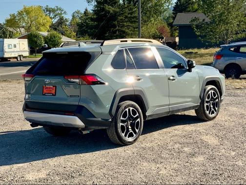 2019 Toyota RAV4 Adventure