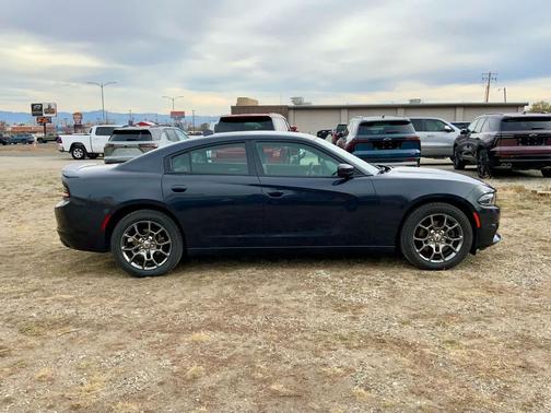 2017 Dodge Charger SXT