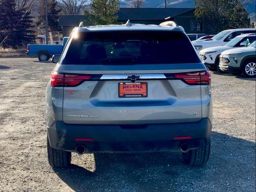 2023 Chevrolet Traverse LT Leather