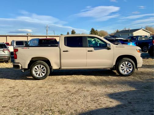 2026 Chevrolet Silverado 1500 Custom
