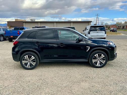 2024 Mitsubishi Outlander Sport SE