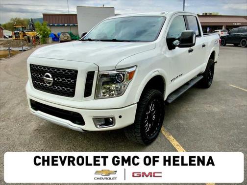 2019 Nissan Titan PRO-4X