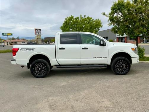 2019 Nissan Titan PRO-4X