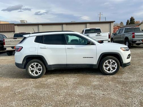2024 Jeep Compass Latitude