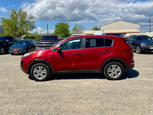 Hyper Red 2017 Kia Sportage LX