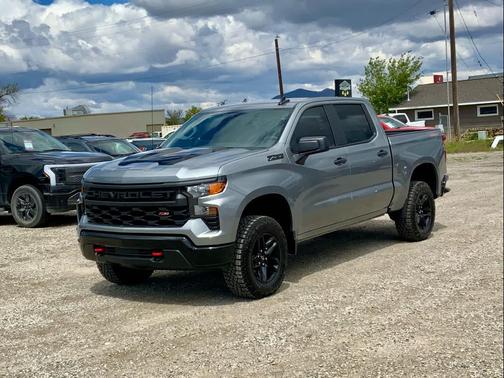 Sterling Gray Metallic 2026 Chevrolet Silverado 1500 Custom Trail Boss