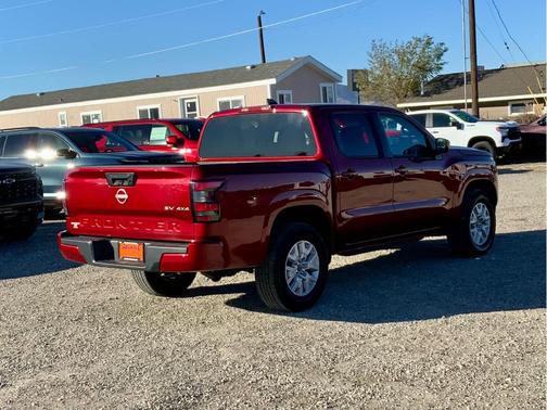 2023 Nissan Frontier SV