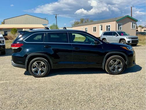 2018 Toyota Highlander Limited Platinum