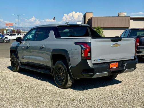 2026 Chevrolet Silverado EV LT