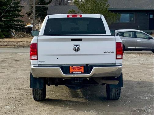2018 RAM 2500 Tradesman Crew Cab 4x4 6'4' Box