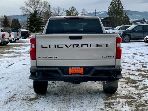 2026 Chevrolet Silverado 1500 Custom Trail Boss