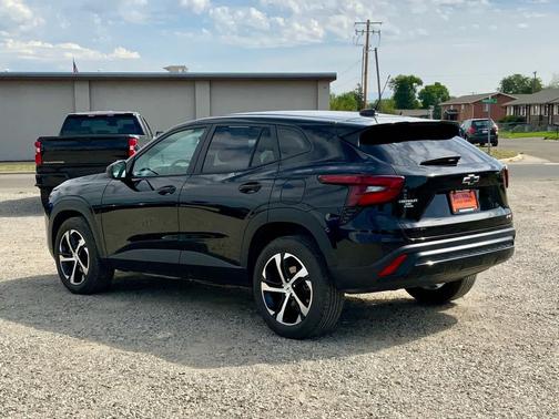 2025 Chevrolet Trax FWD 1RS