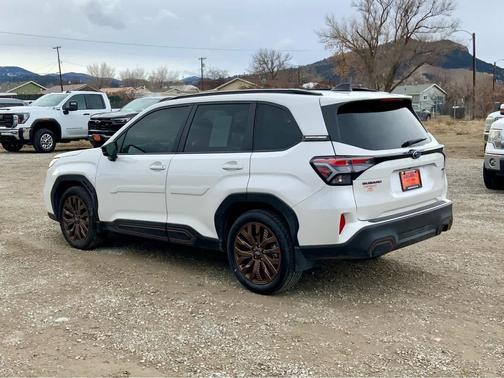 2025 Subaru Forester Sport