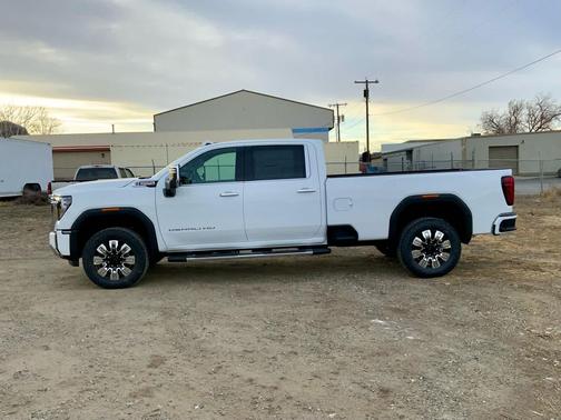 2026 GMC Sierra 3500 Denali