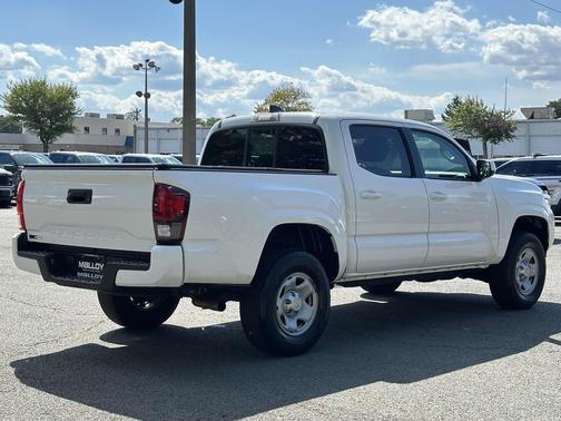 2022 Toyota Tacoma SR