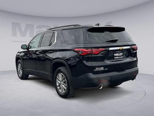 2022 Chevrolet Traverse LT Leather