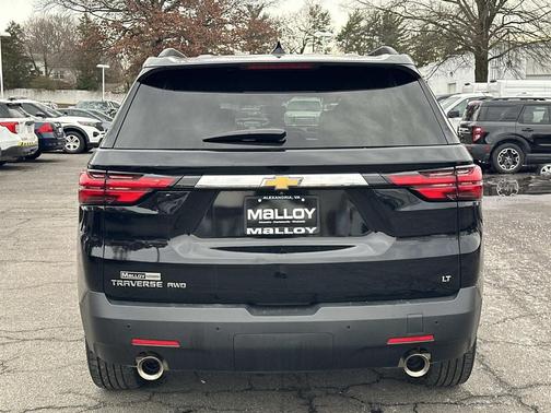2022 Chevrolet Traverse LT Leather