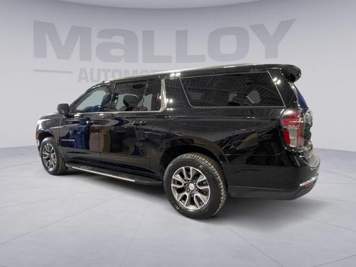 2023 Chevrolet Suburban LS