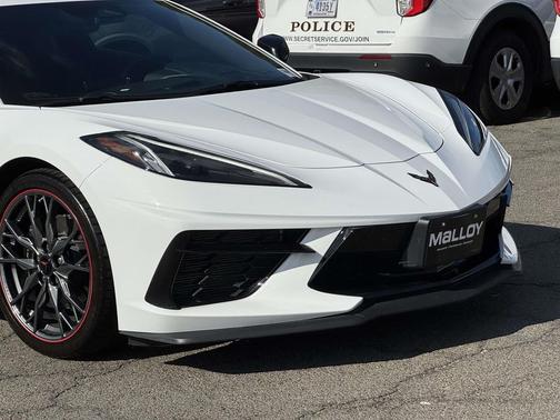 2025 Chevrolet Corvette Stingray w/1LT