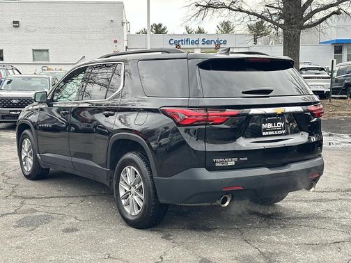 2022 Chevrolet Traverse LT Leather