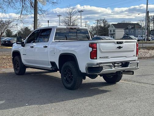 2024 Chevrolet Silverado 2500 LTZ