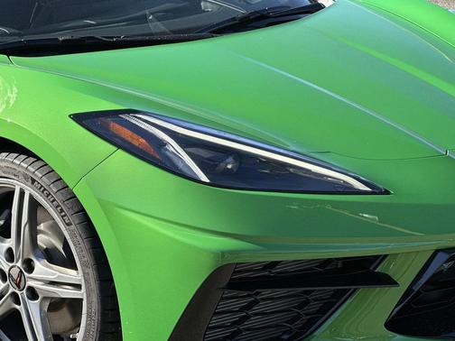 2026 Chevrolet Corvette Stingray w/2LT