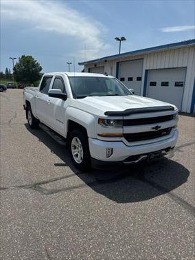 2017 Chevrolet Silverado 1500 2LT