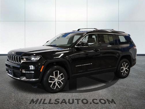 Diamond Black Crystal Pearlcoat 2025 Jeep Grand Cherokee L Limited