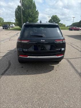 2023 Jeep Grand Cherokee Limited X
