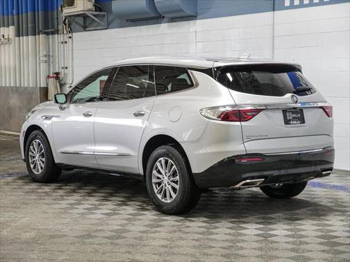 2022 Buick Enclave AWD Essence