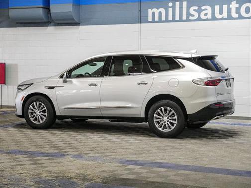 2022 Buick Enclave AWD Essence