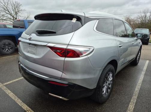 2022 Buick Enclave AWD Essence