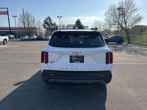 2022 Kia Sorento S