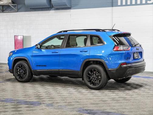 2023 Jeep Cherokee Altitude